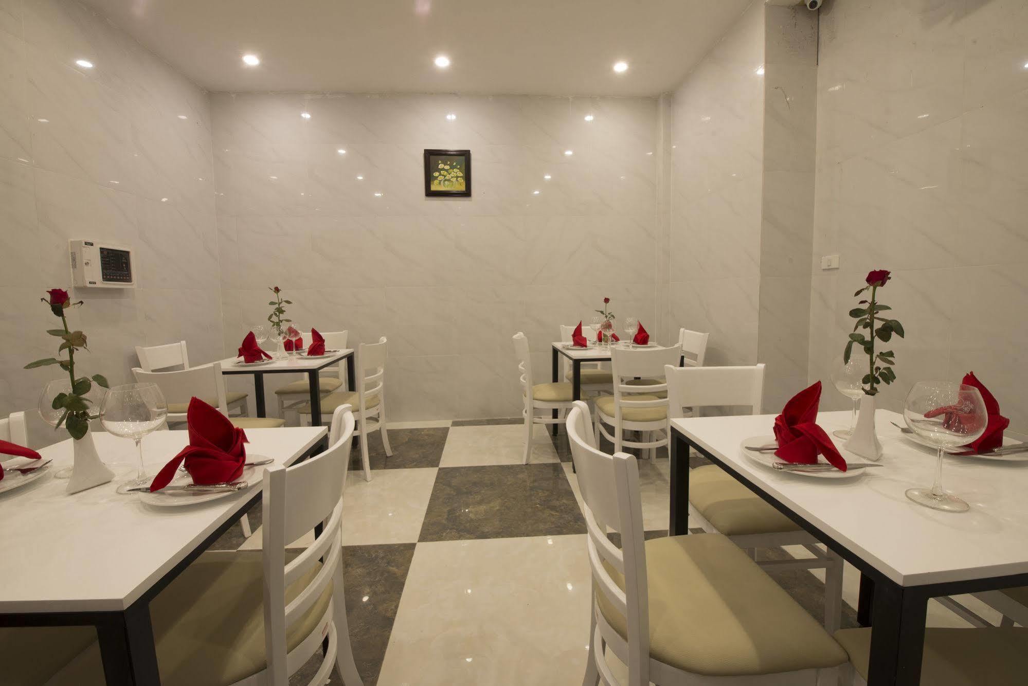 האנוי Ha Noi Holiday Center Hotel מראה חיצוני תמונה
